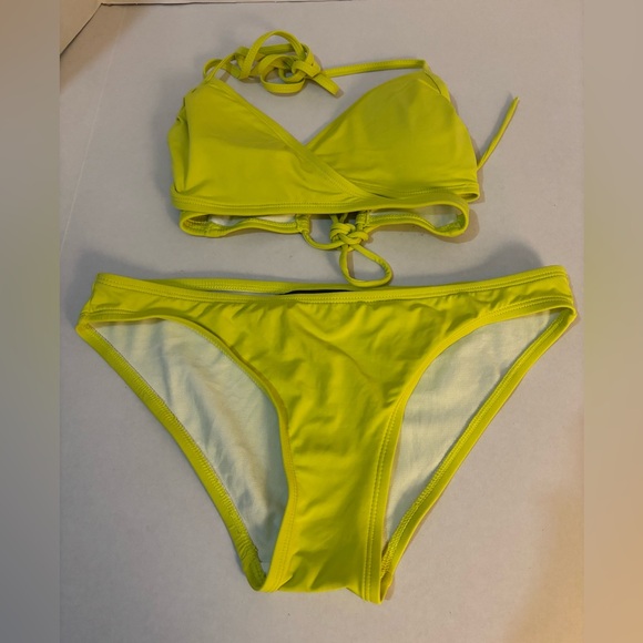 🌺VINCE CAMUTO bikini set - Picture 1 of 2